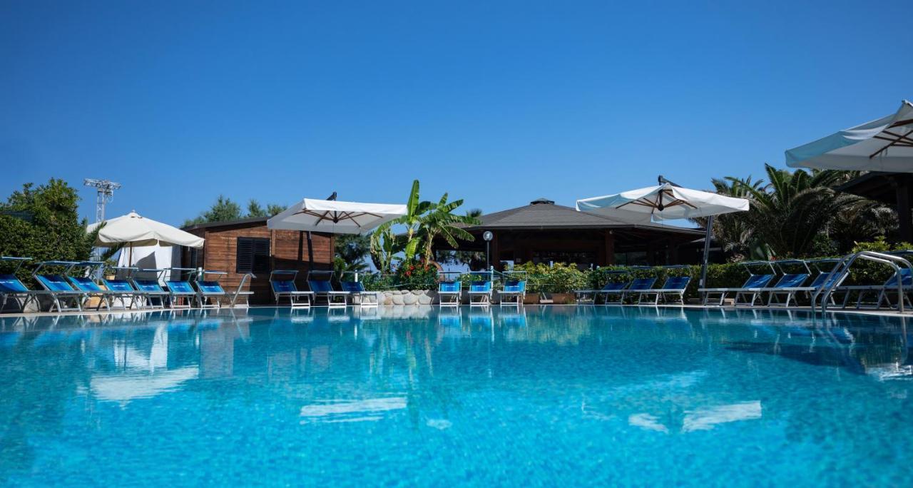 Hotel Residence Riviera Calabra Zambrone Esterno foto