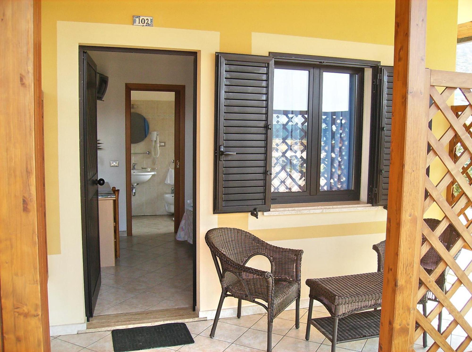 Hotel Residence Riviera Calabra Zambrone Esterno foto