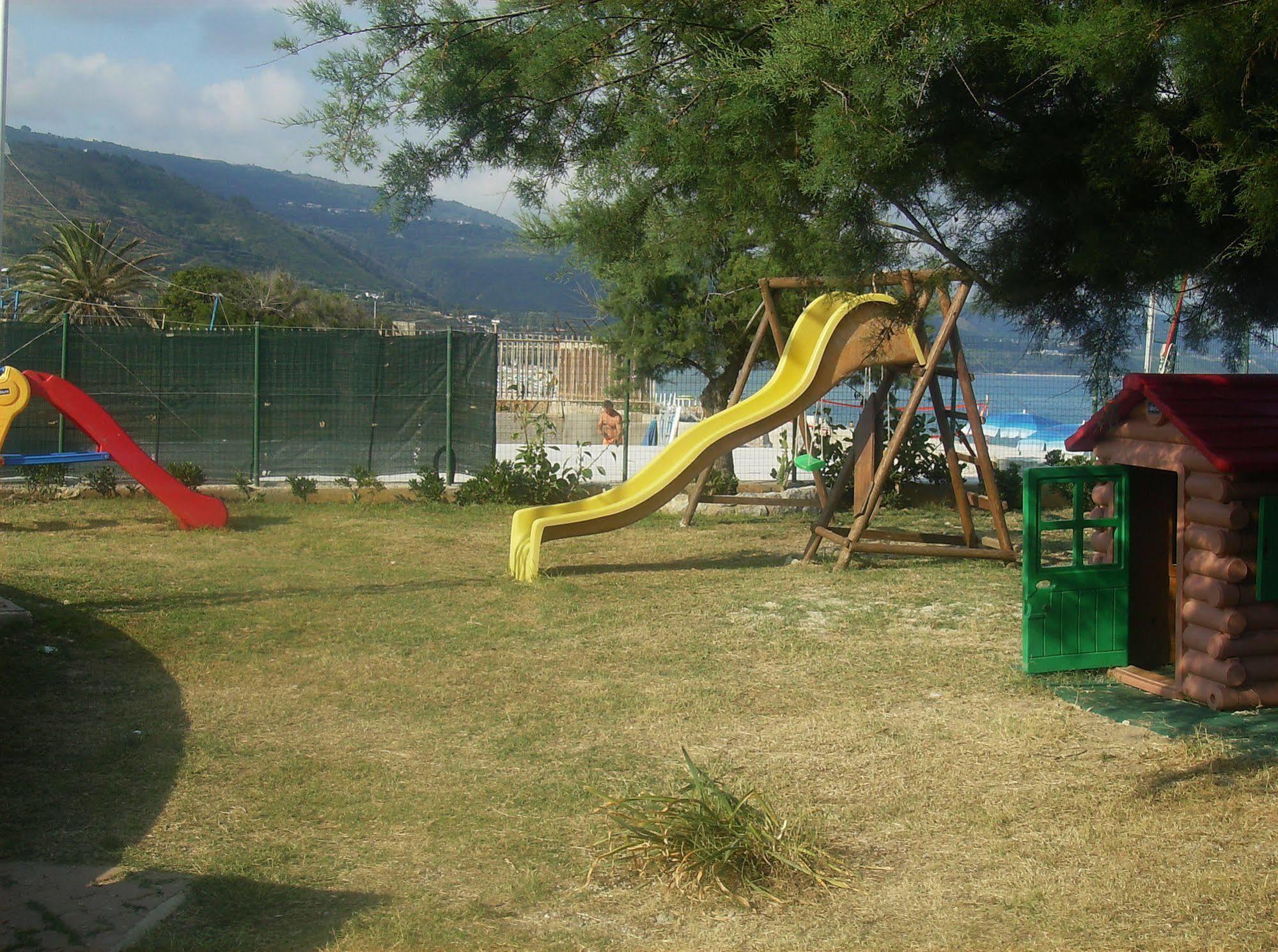 Hotel Residence Riviera Calabra Zambrone Esterno foto