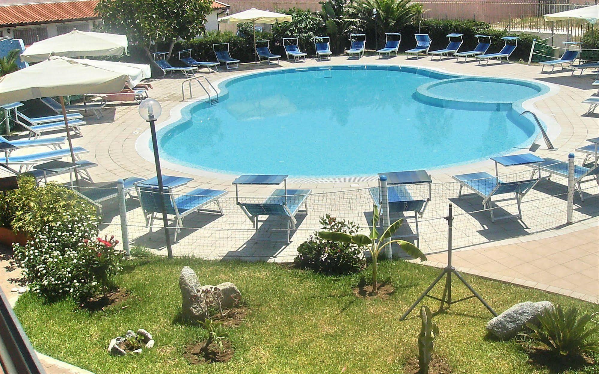 Hotel Residence Riviera Calabra Zambrone Esterno foto